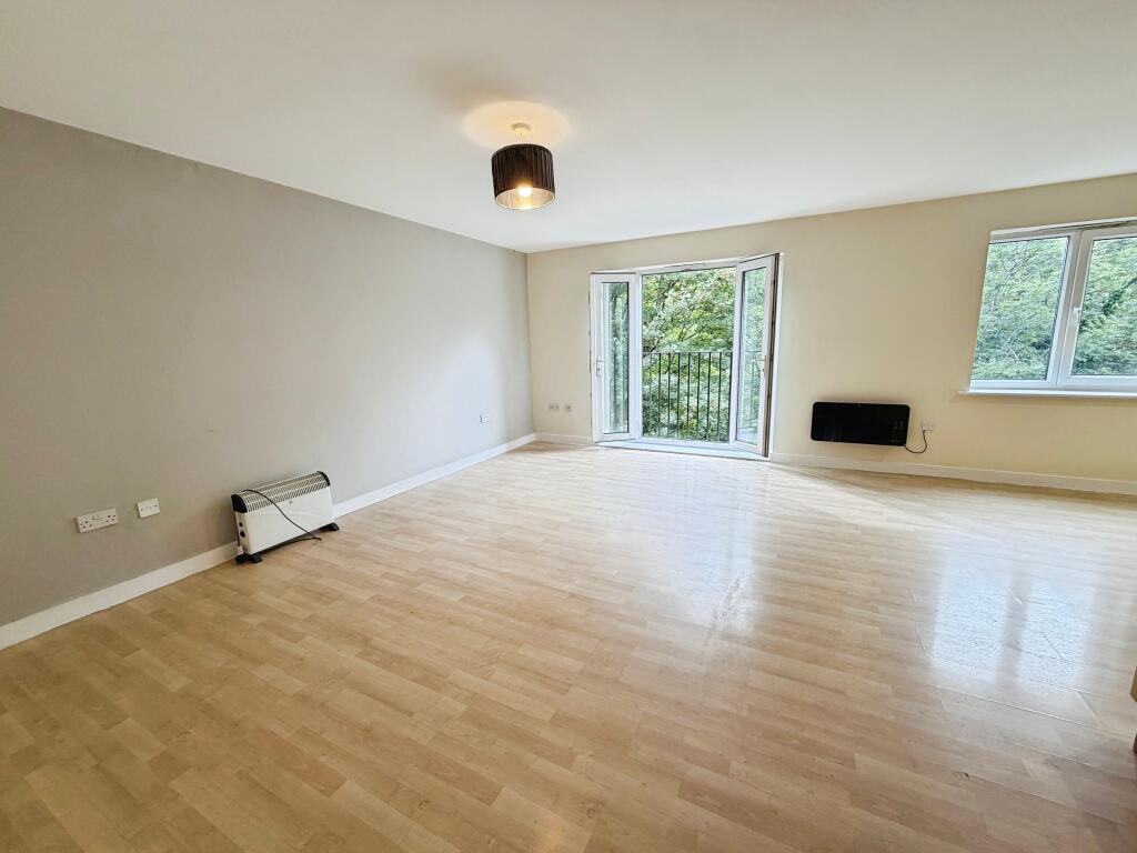 Apartment in Sheffield - View 4