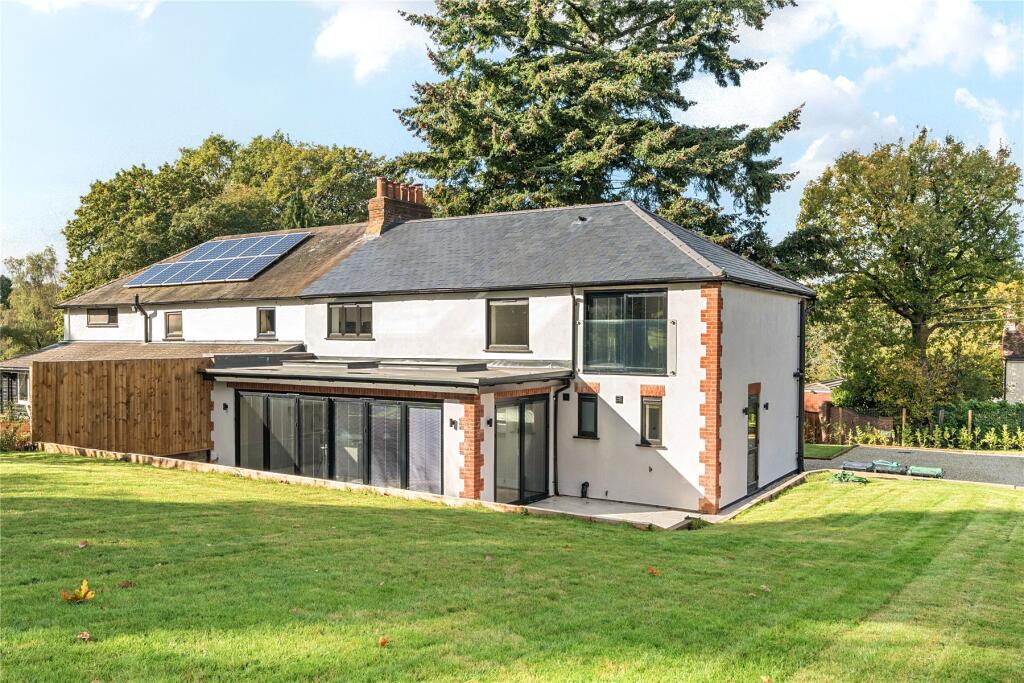 4-bed semi-detached on Main Road, Knockholt, Sevenoaks, Kent, £900,000