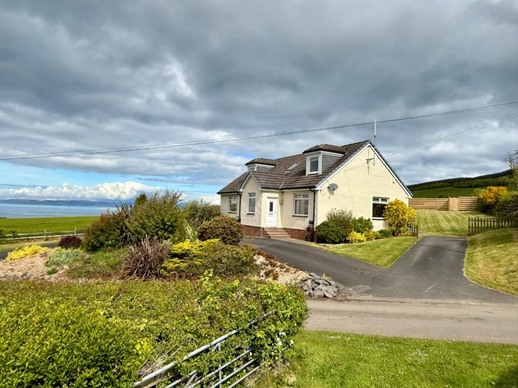 Main image of property: Knowhead, Maybole, South Ayrshire, KA19