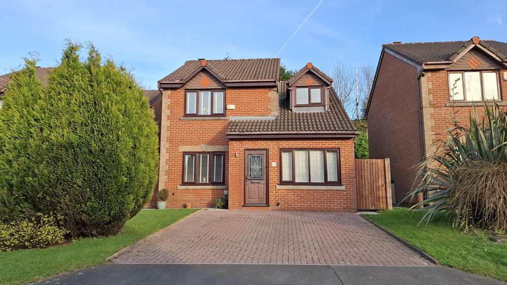 Main image of property: Green Park View, Oldham, Greater Manchester, OL1