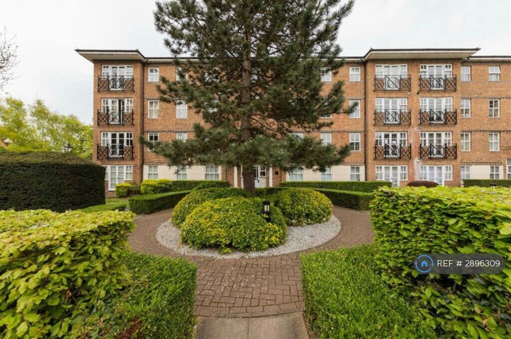 Main image of property: Rectory Court, London, E18