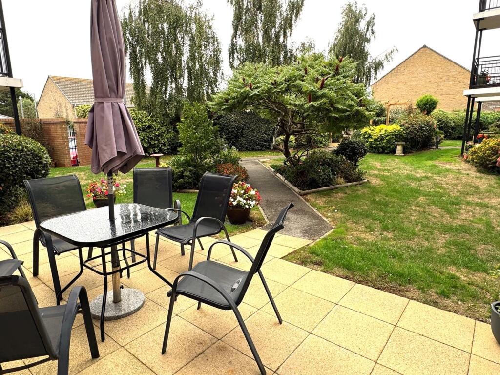 Apartment in Dorchester - View 5