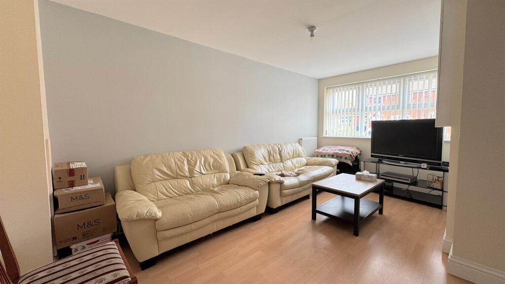 House in Derby - View 4