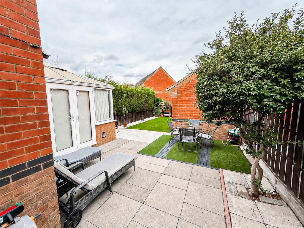 House in Southend-on-Sea - View 5