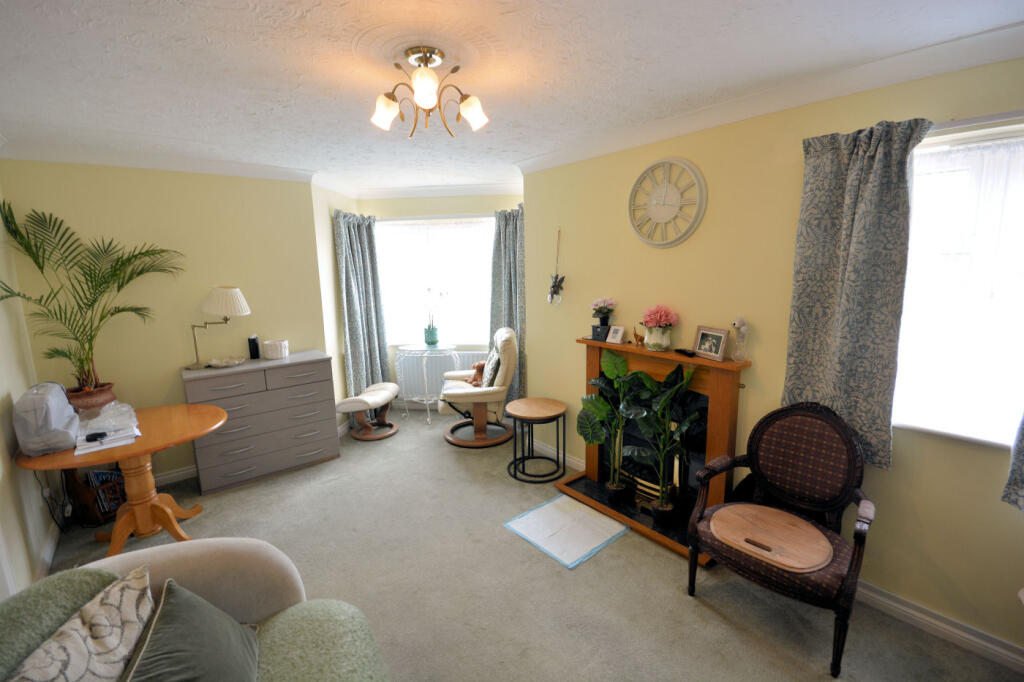 Apartment in Dorset, Hillbourne, Broadstone - View 5