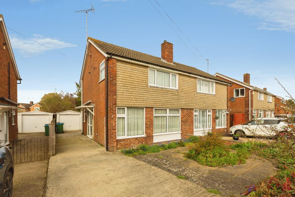 Main image of property: New Meadow, Aylesbury