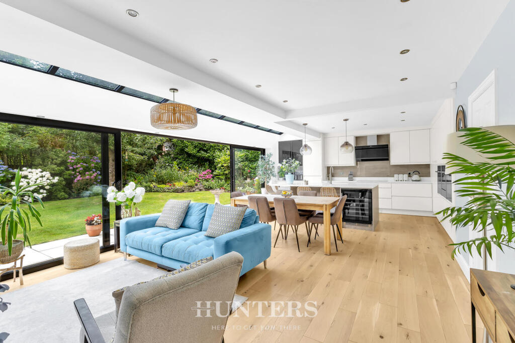 House in Manchester - More