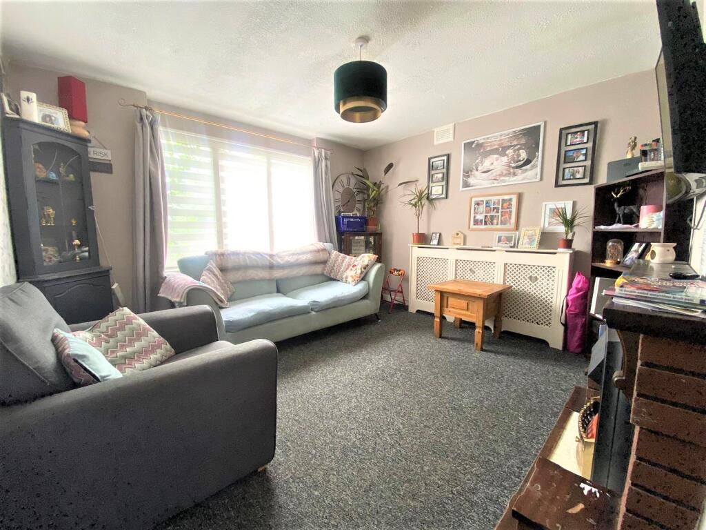 Binbrook Way, Grimsby, DN37 photo 4