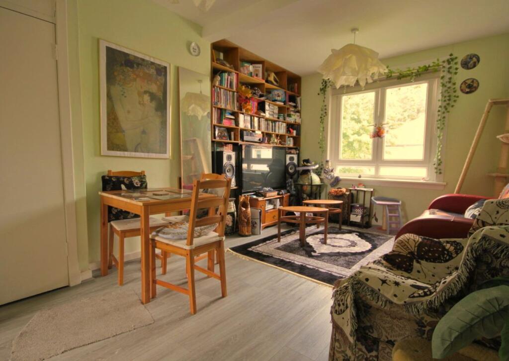 Apartment in Edinburgh - View 4