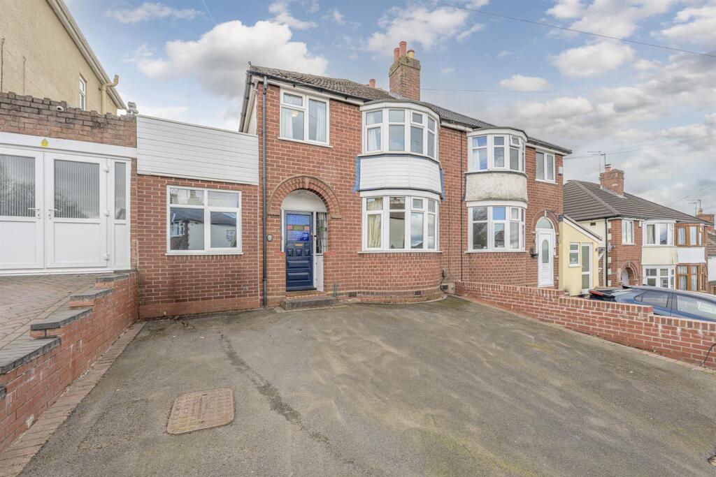 Main image of property: Oak Park Road, Stourbridge, DY8 5YG