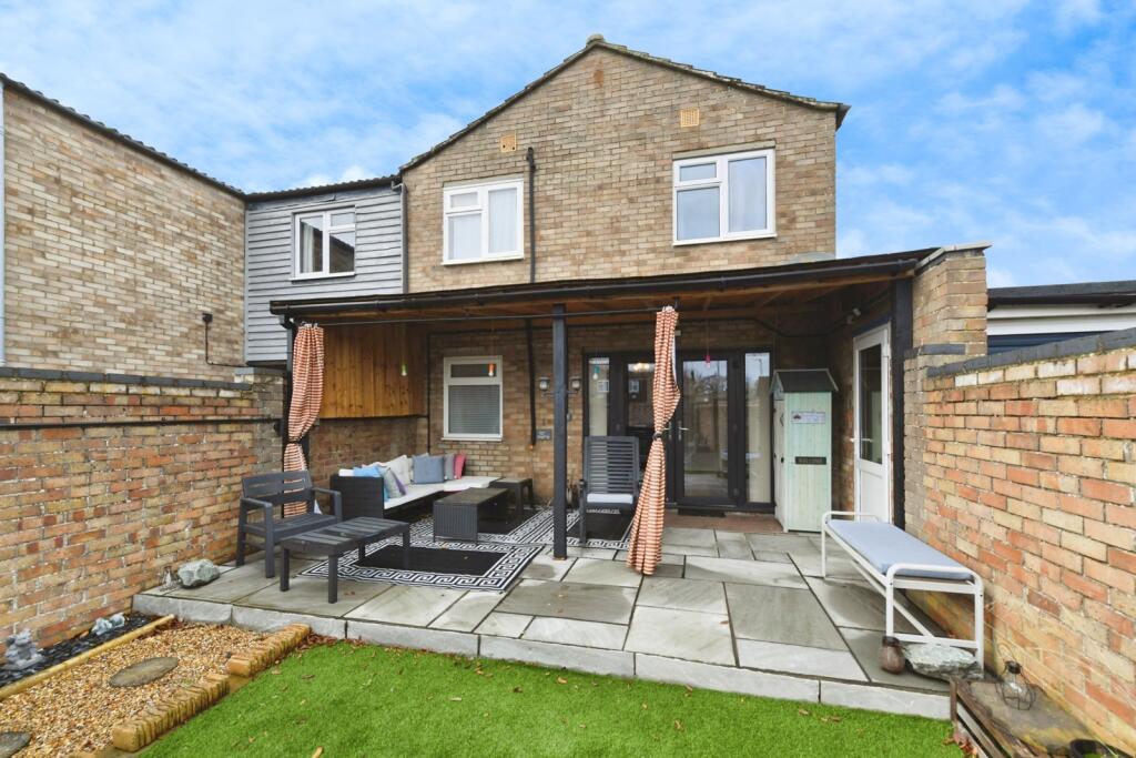 Bronte Road, Witham, Essex, CM8 photo 2