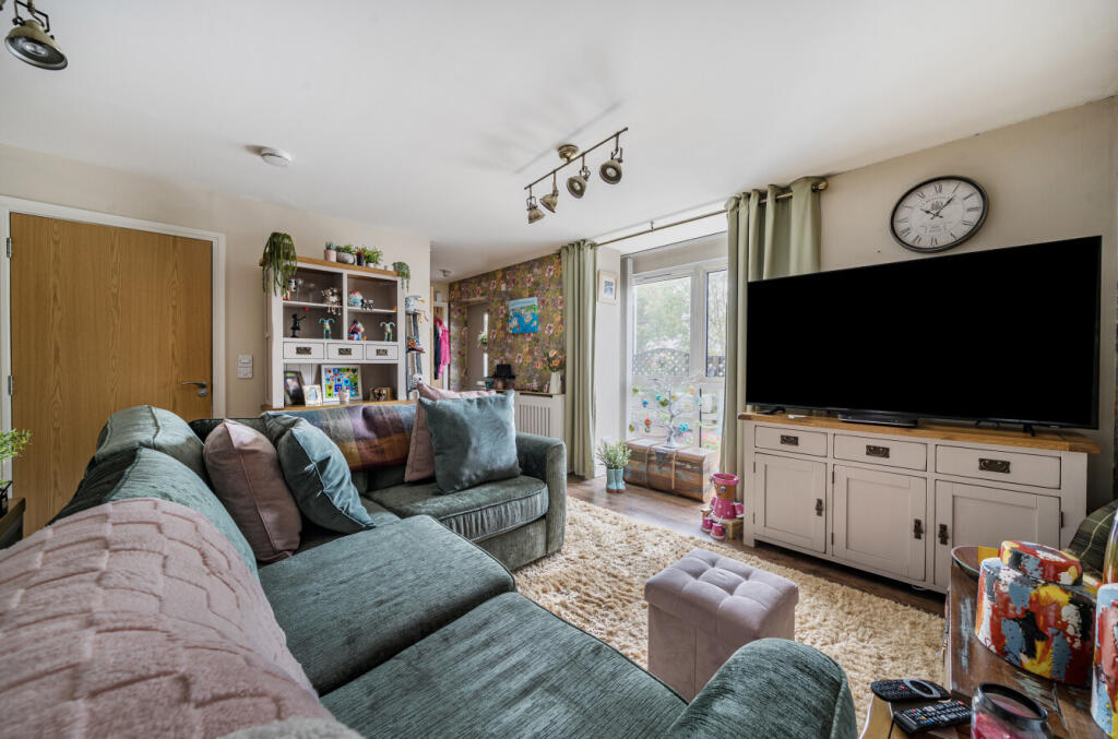 Apartment in Redruth, Cornwall - View 4