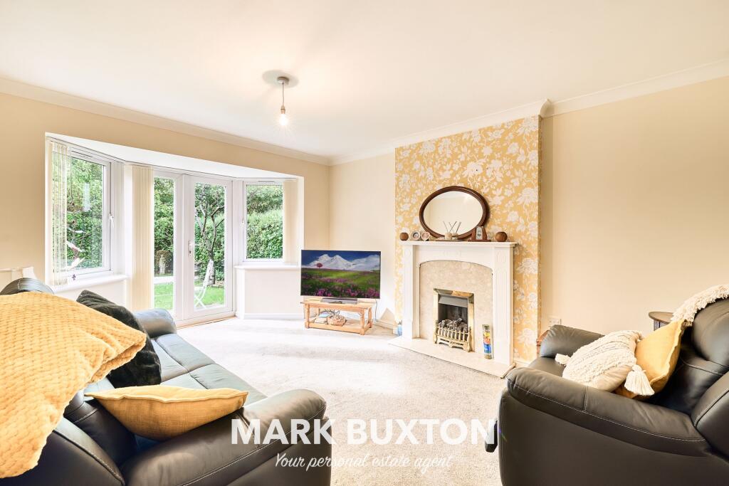 House in Stoke-on-Trent, Smallthorne - View 4