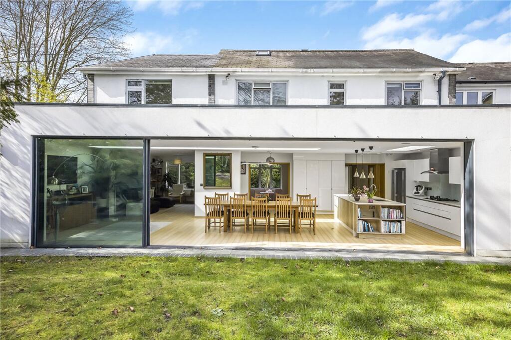 Main image of property: Biscoe Way, Lewisham, London, SE13