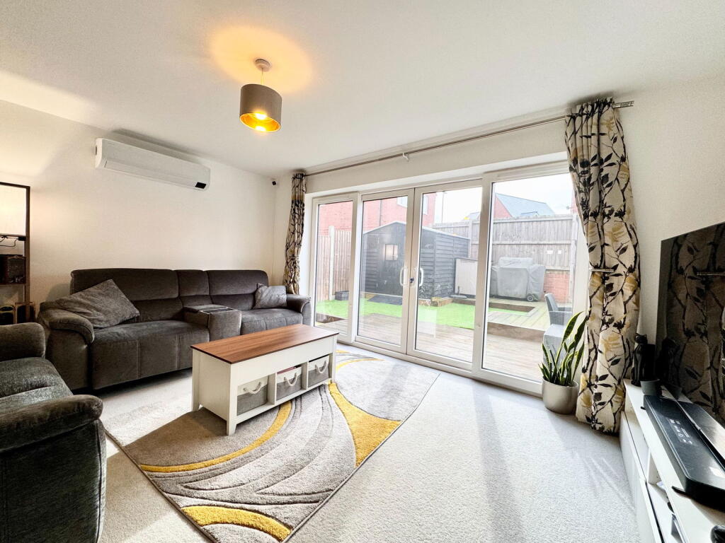 House in Wellingborough - View 5