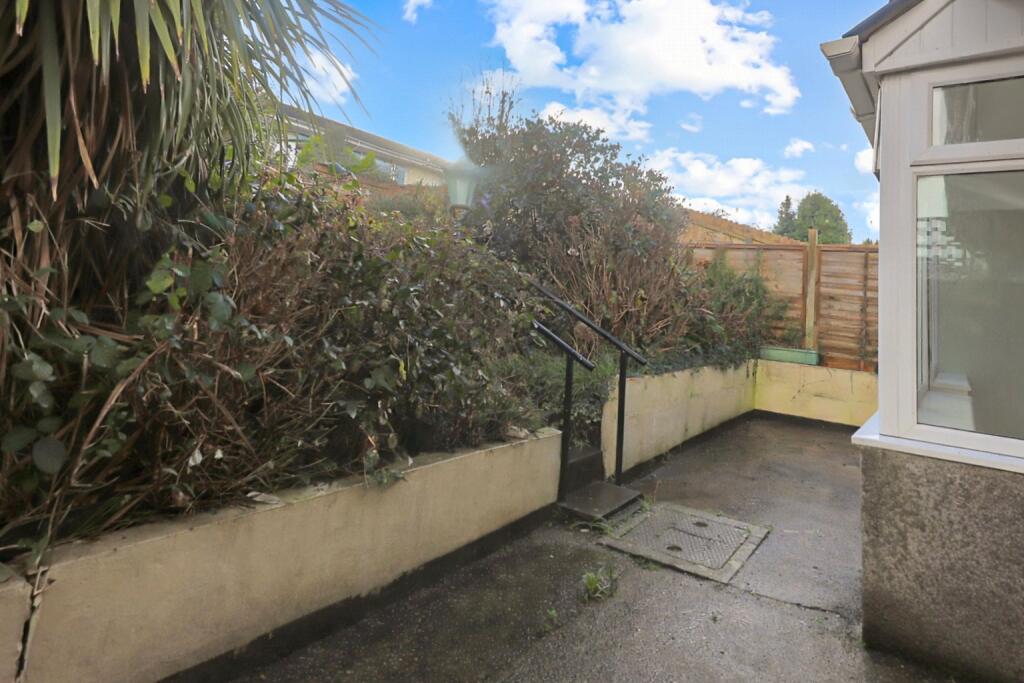 15, Meadow Park, Bideford, Devon, EX39 photo 3