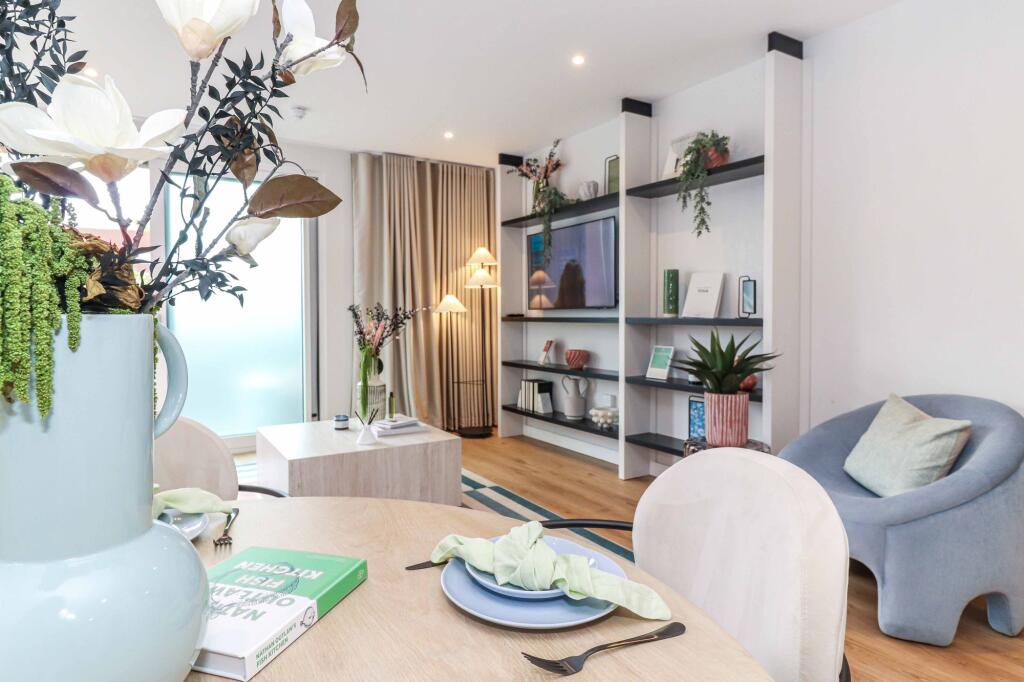 Main image of property: Dart House, 2 Dickinson Mews, WD24