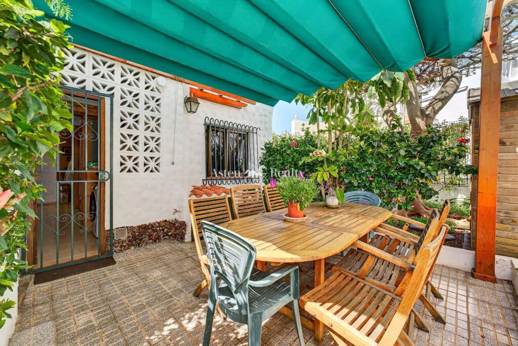 Main image of property: Canary Islands, Tenerife, San Eugenio Bajo