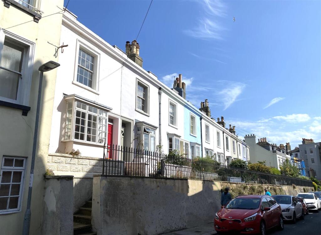 Main image of property: Wellington Terrace, Hastings