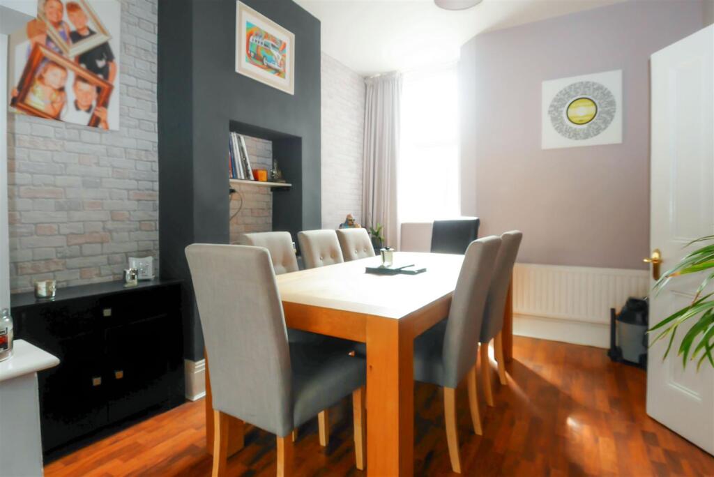 House in Brighton - View 4