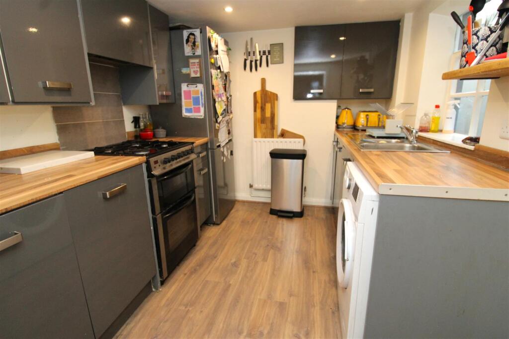 Howard Place, Littlehampton photo 5