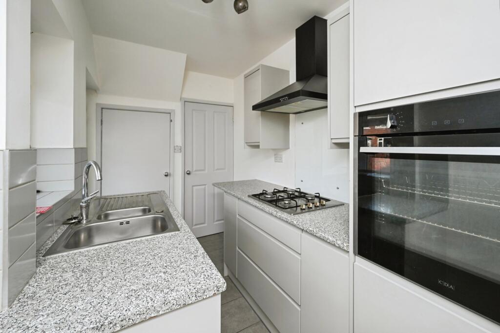 Stanton Place, Mansfield, Nottinghamshire, NG18 photo 2