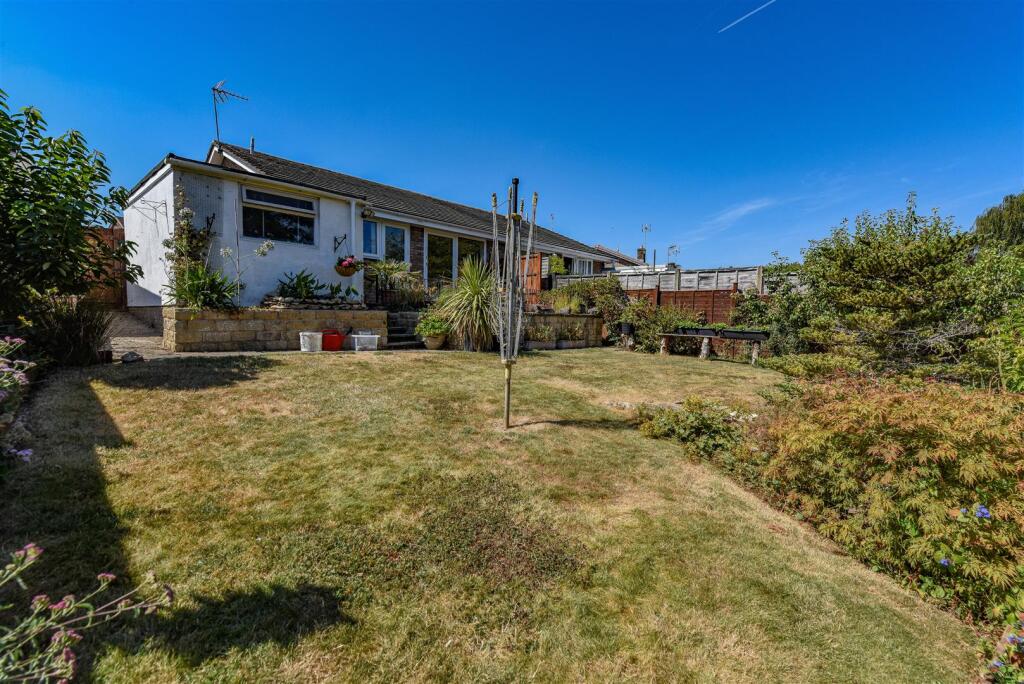 House in Stroud, Upthorpe, Cam - More