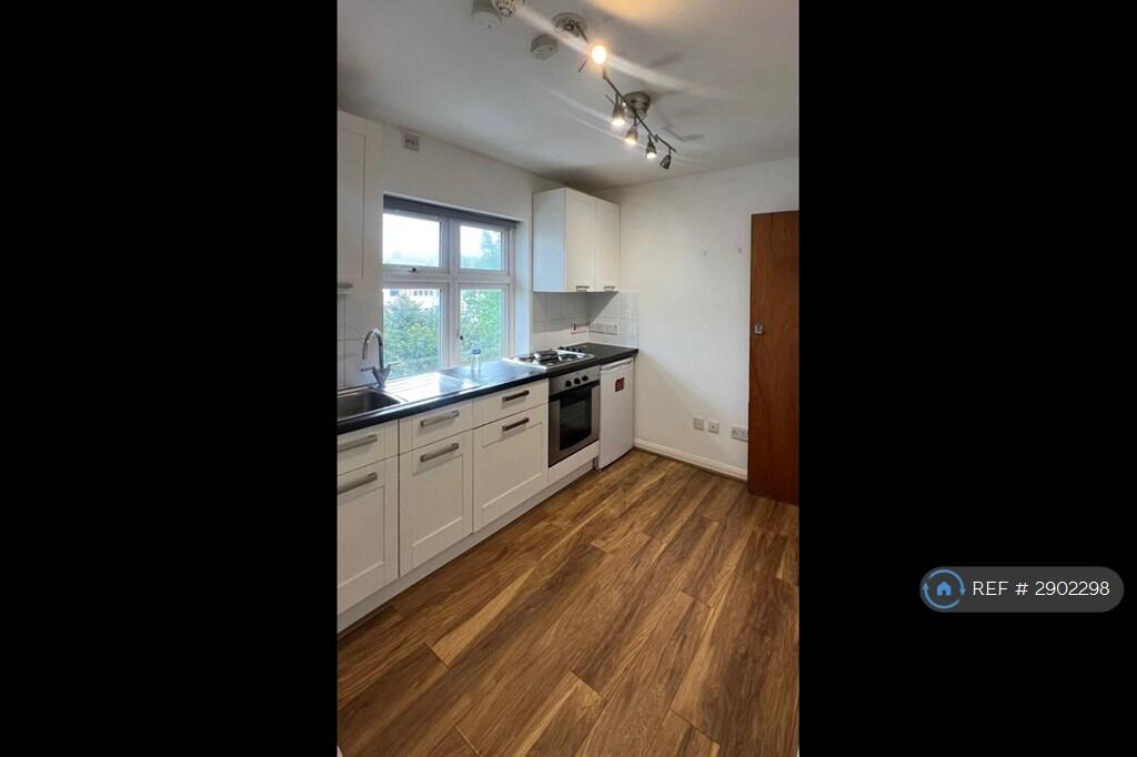 Main image of property: Hendon Way, London, NW2