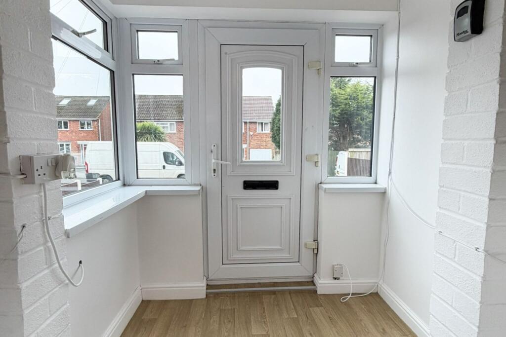 Additional image 3 of FIVE-bedroom semi-detached with self-contained ONE-bedroom annexe, Birchfield Close, Halesowen, B63 4LJ