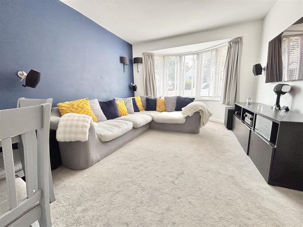House in Broadstone, Hillbourne - View 4