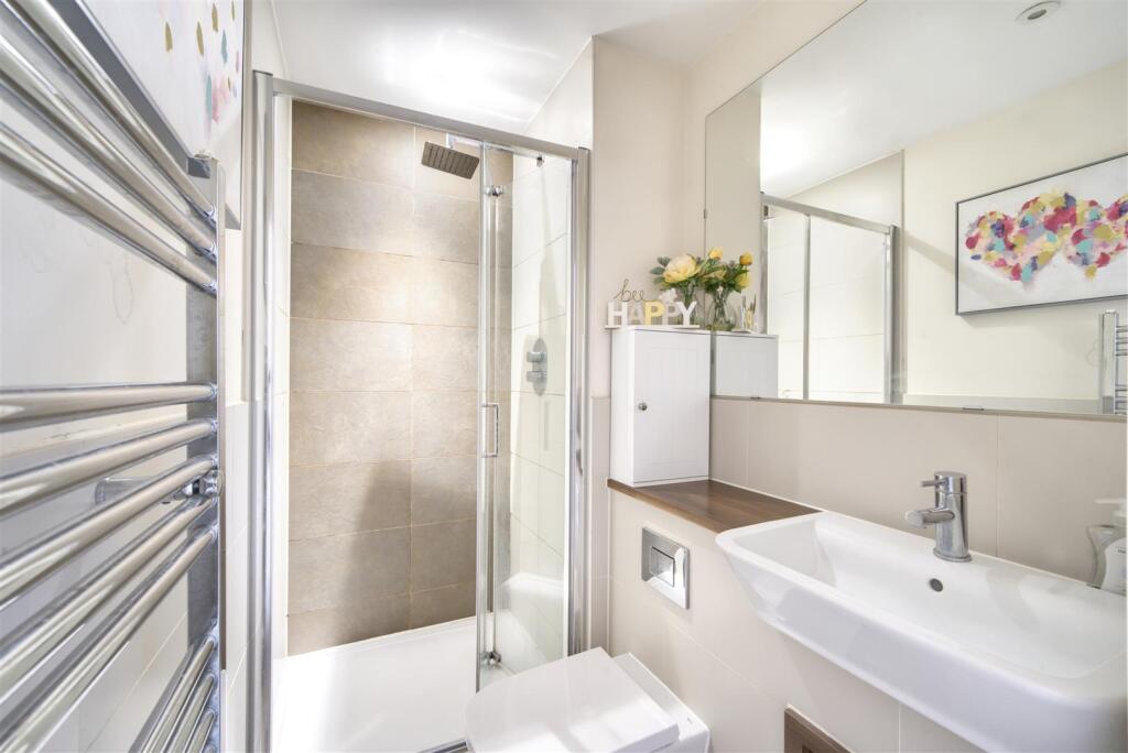Apartment in London - More