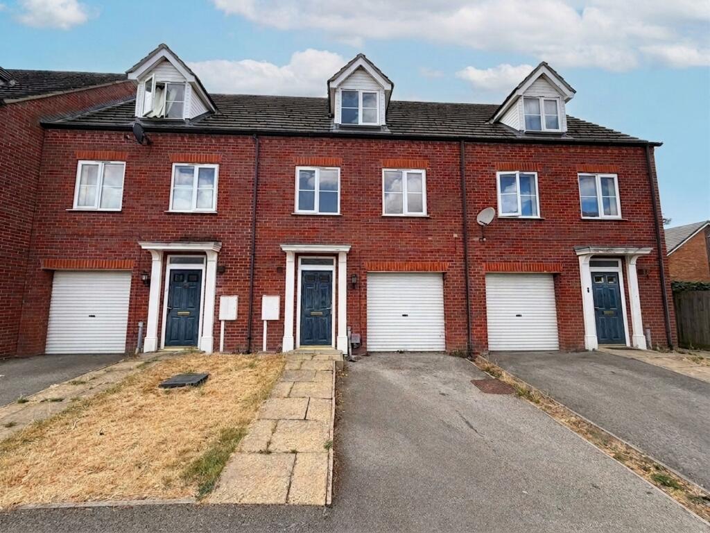 Main image of property: Tilling Close, Grantham, NG31