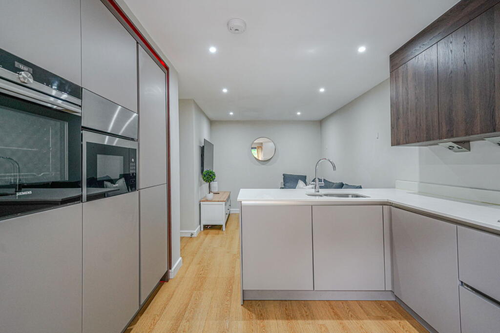 Additional image 10 of Stratford Road, Shirley, Solihull, B90 3BL