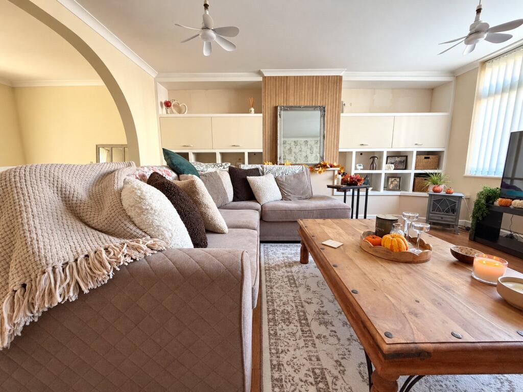 House in Swindon - View 3