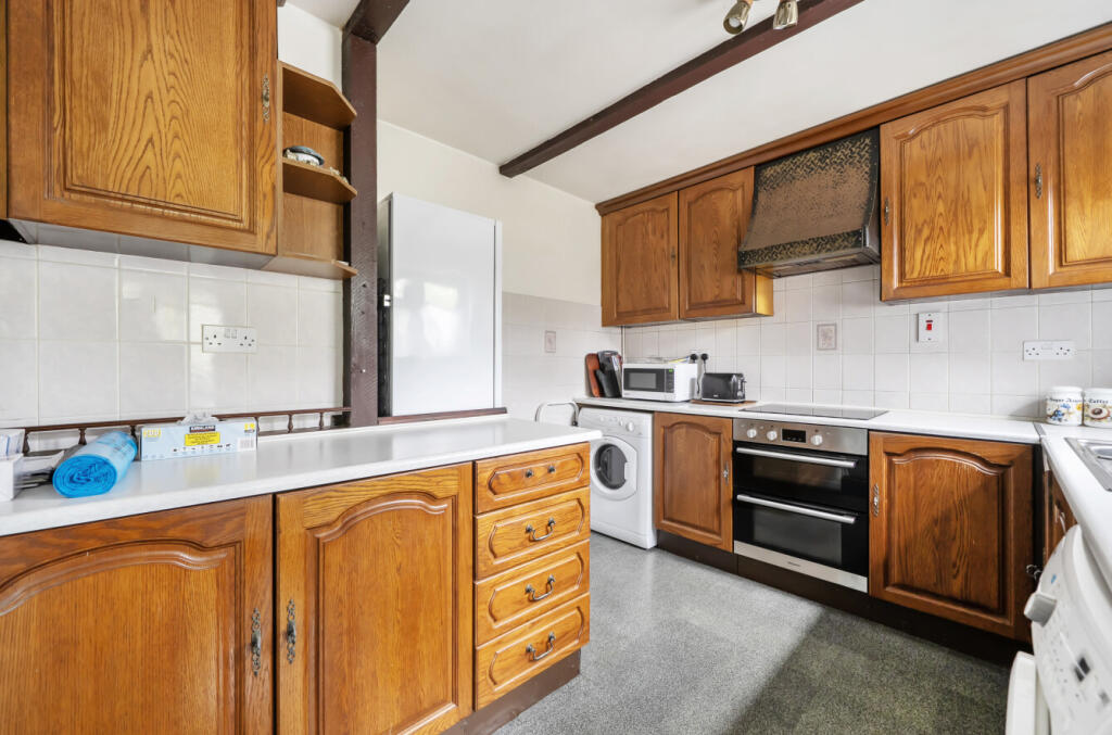 House in Reading, Wokingham Without - More