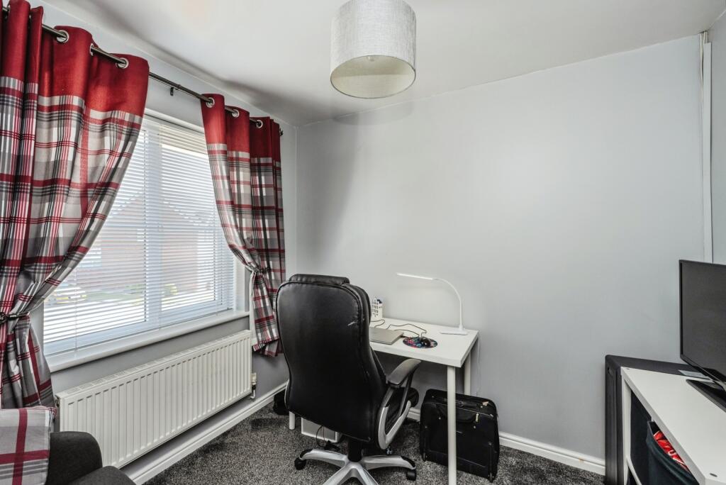 Cae Castell, Loughor, Swansea, SA4 photo 4