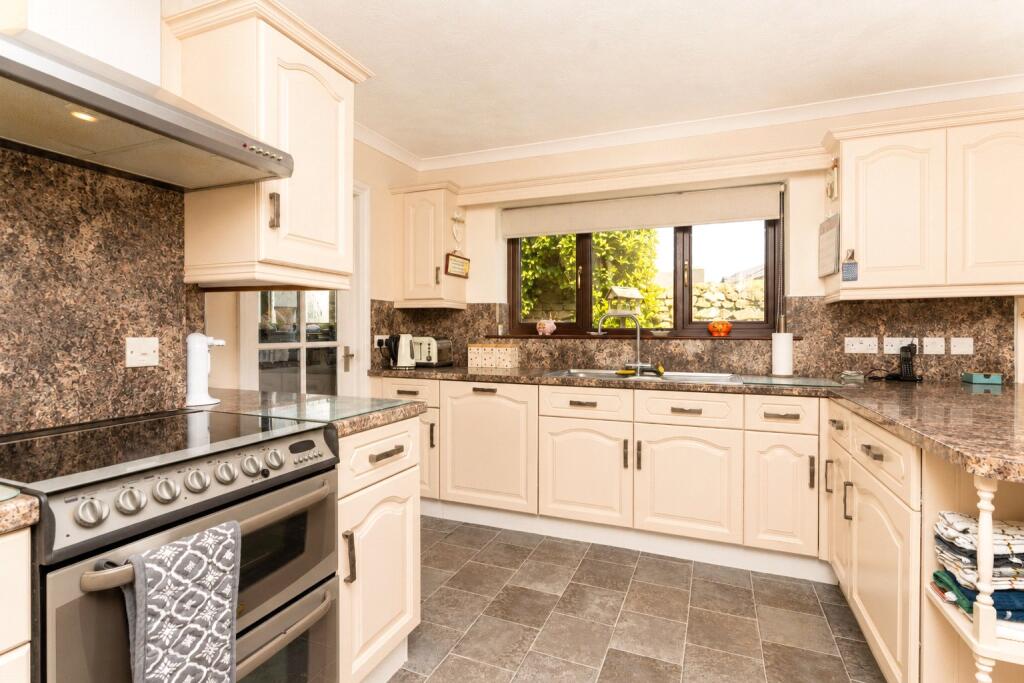 House in Madron - View 3