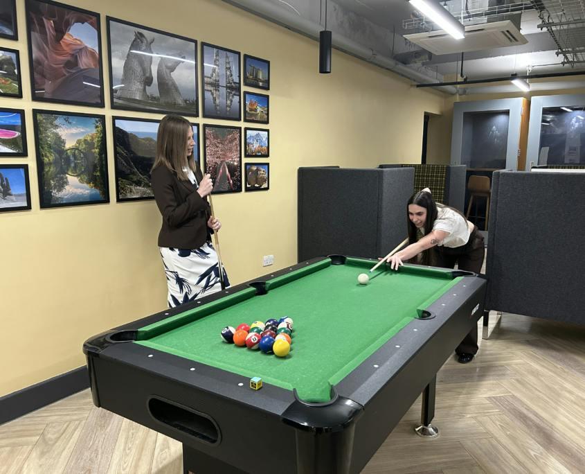 22.-Pool-table-60PF-845x684.jpg