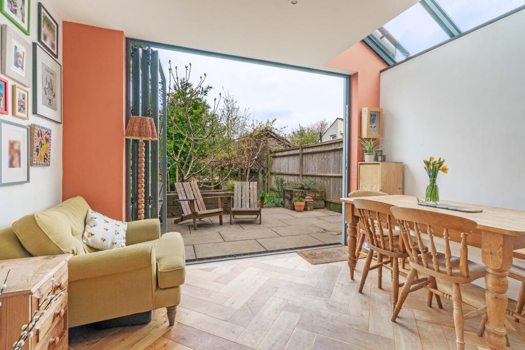 House in Tonbridge - View 4
