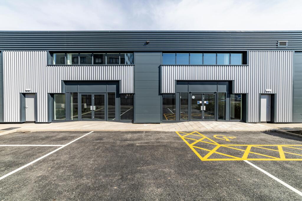 Units 2 and 3 Oxgate Centre65.jpg