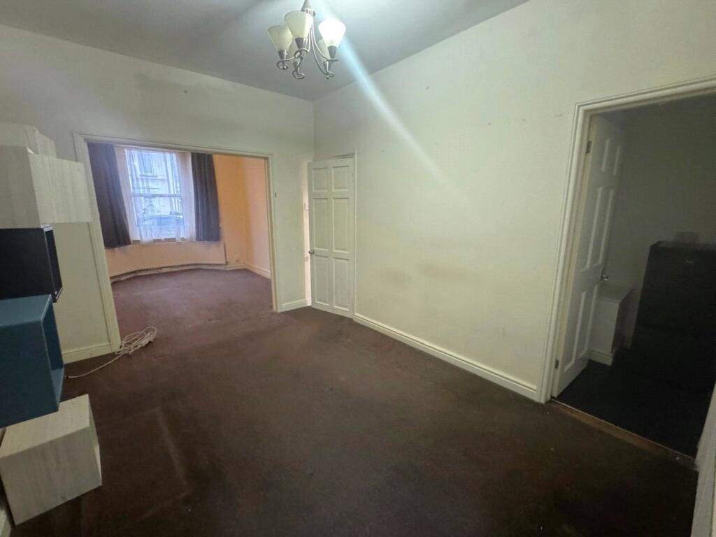 Beaconsfield Road, Southall, Greater London, UB1 - View 4