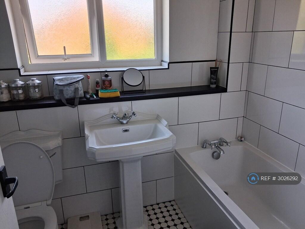 House in Leicester - View 4