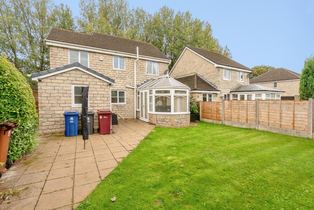 House in Burnley, Lancashire - View 4