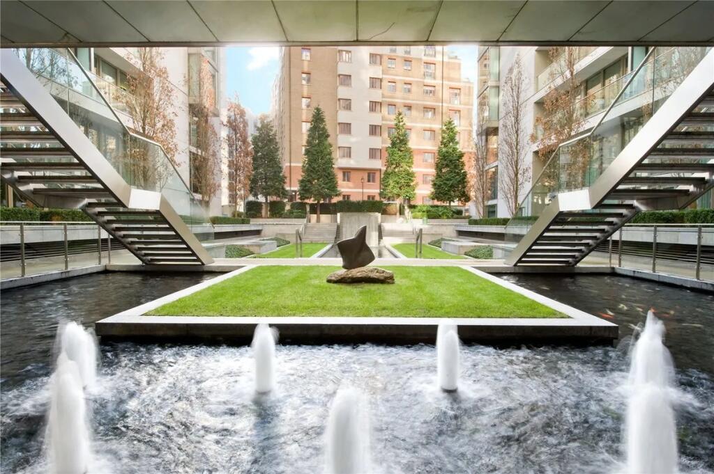 Apartment in London, City of Westminster - View 5