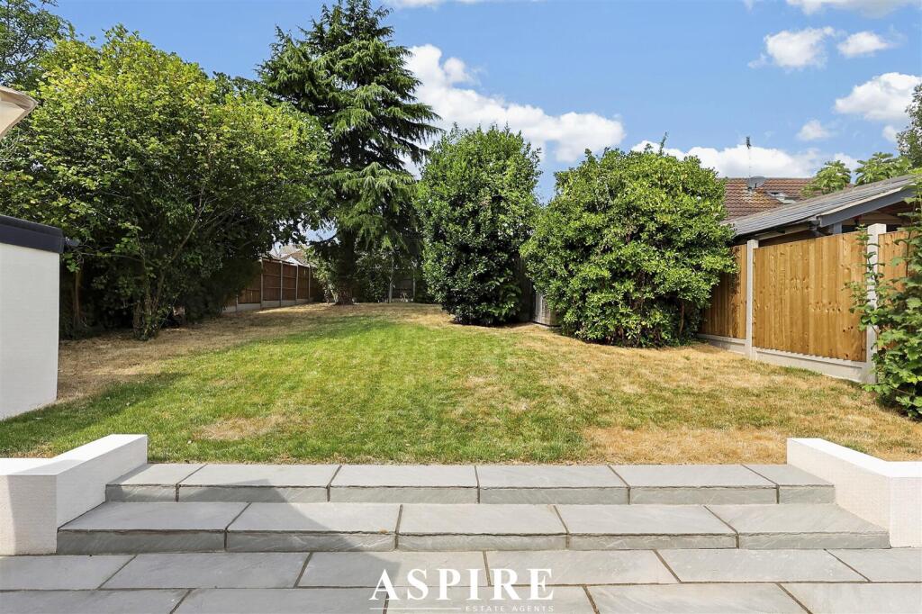 House in Rochford, Hawkwell - View 5