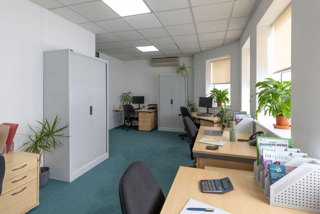 5/6 Person Ground Floor Office To Rent In Hitchin