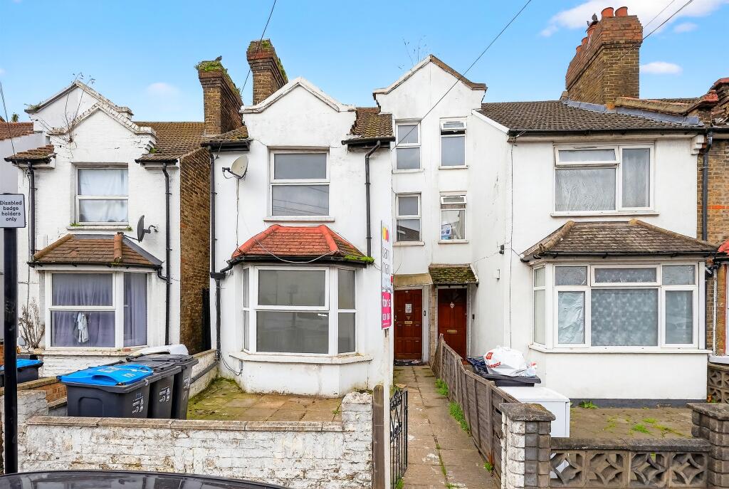 Main image of property: Bensham Lane, Thornton Heath