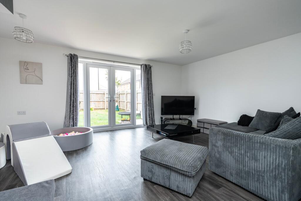 Curlew Road, Boston, PE21 photo 4