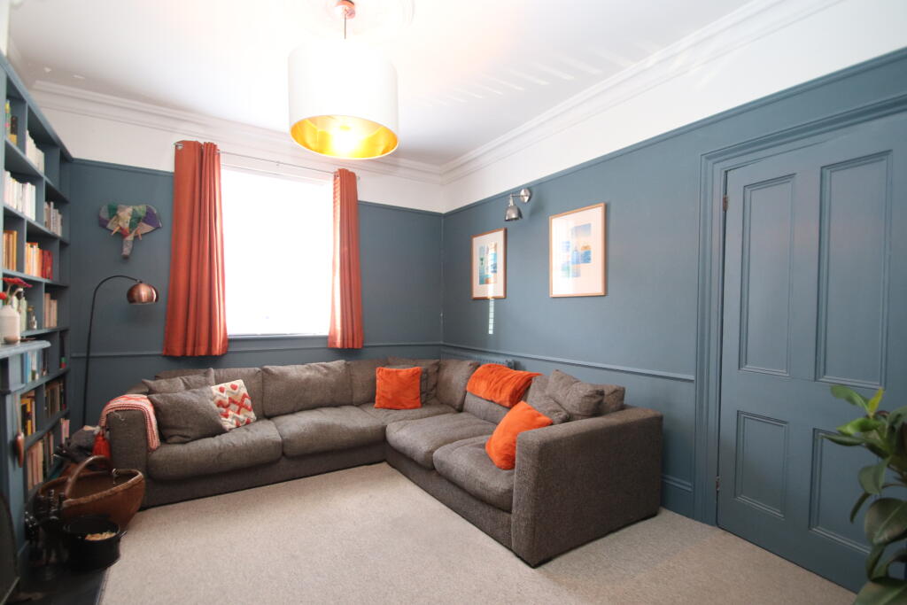 House in Portsmouth, Southsea - View 3