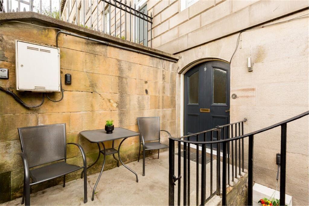 Main image of property: 9 Leopold Place, New Town, EH7 5JW